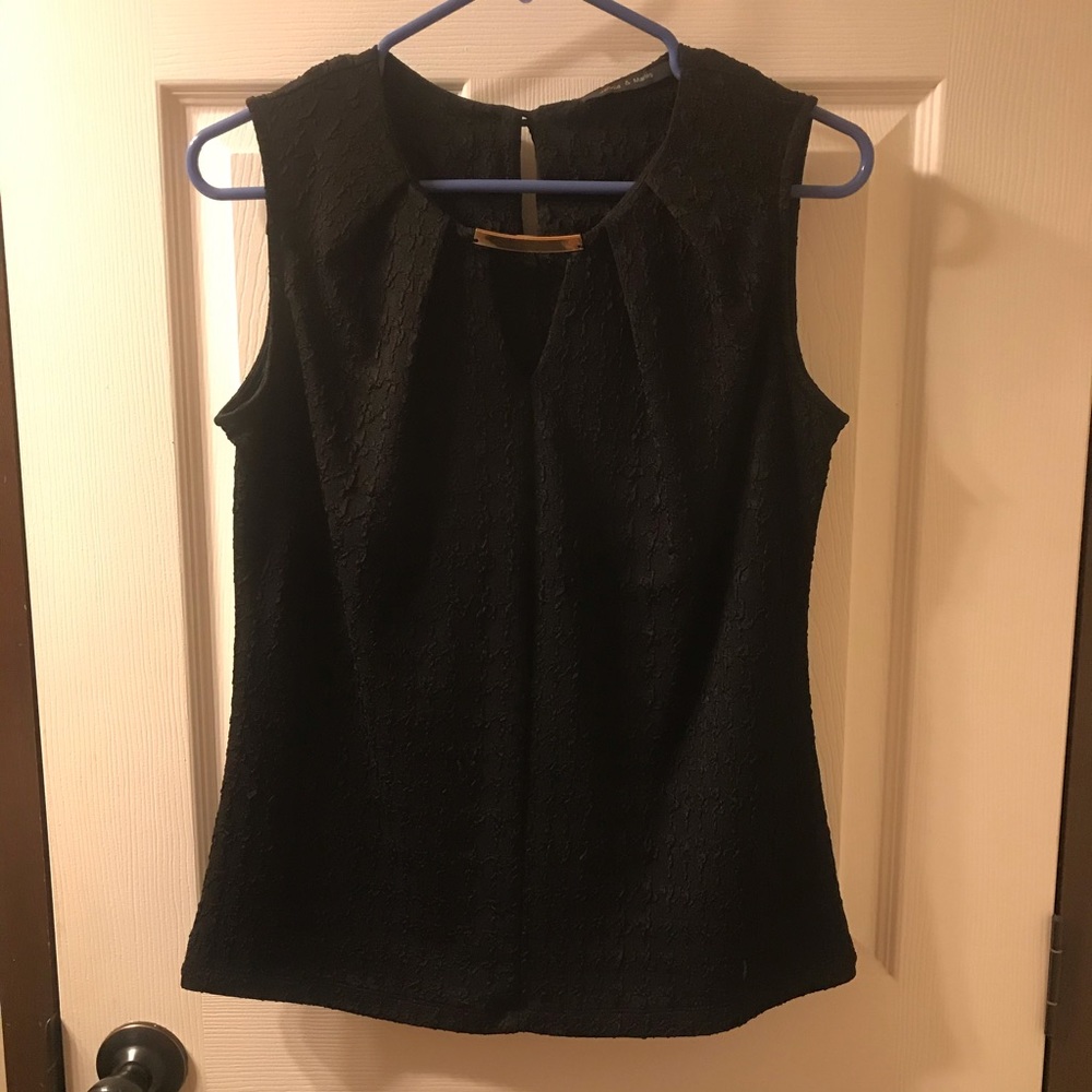 Jennie & Marlis black gold sleeveless